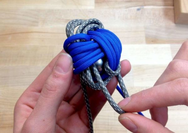 make-monkey-fist-knot