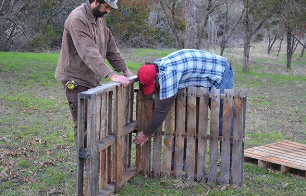 how_to_make_a_compost_bin_pallet