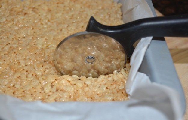 How-to-make-rice-krispie-treats31