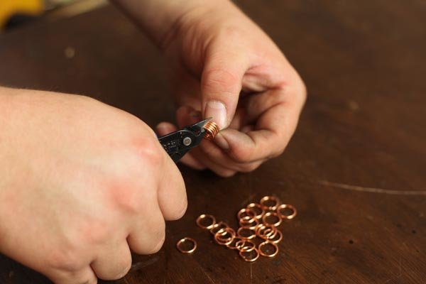 handmade-jewelry-how-to-make-jewelry-handmade-jewelry-tutorials-handmade-jewelry-ideas-diy-jewelry-jewelry-making-ideas-jewelry-making-supplies-metal-stamped-jewelry-seed-beads-wire-wrapped-jewelry-wire-wrapping-tutorials
