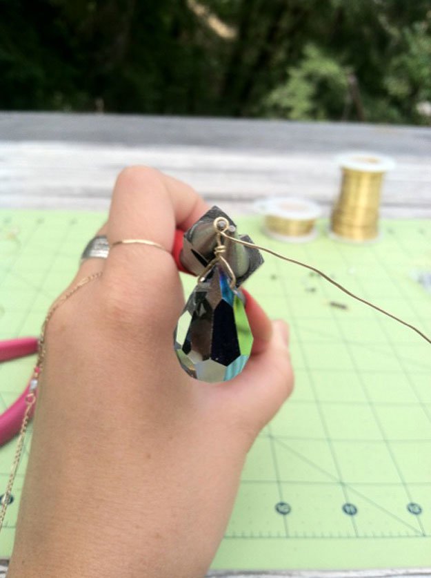 How To Wire Wrap Jewelry Handmade Jewelry Tutorial Jewelry Making Basics 