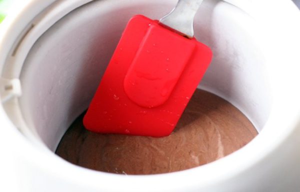 Mix your homemade ice cream well for a smooth texture.