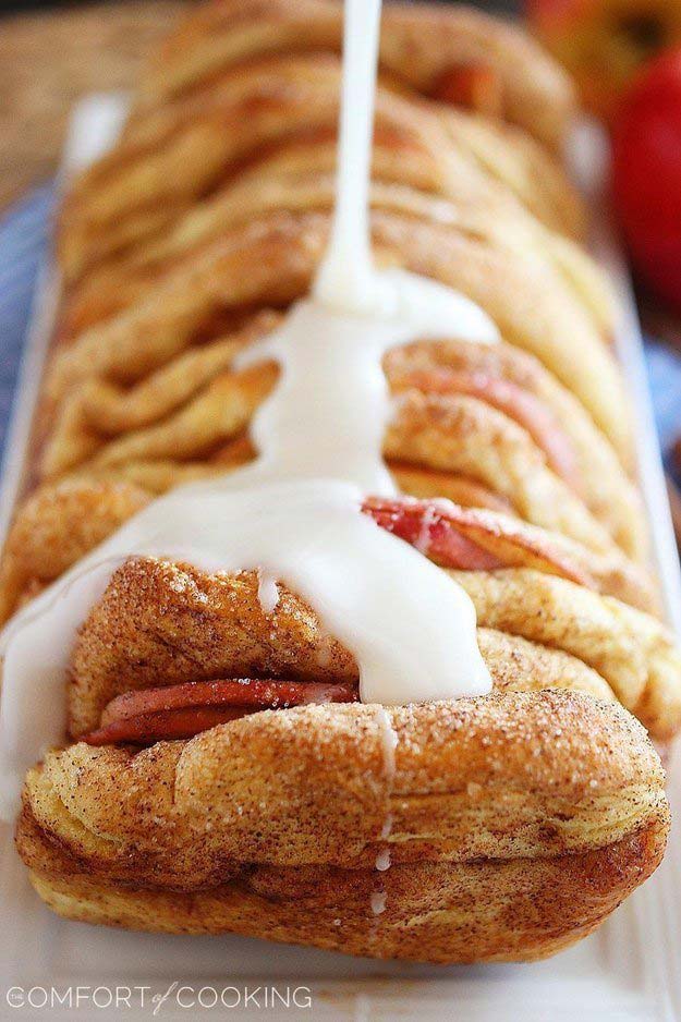 Vanilla Glazed Pull Apart Apple Pie Bread | 20 Sweet Treats to Bake This Fall