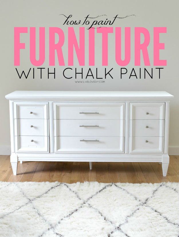HOW TO PAINT FURNITURE WITH CHALK PAINT