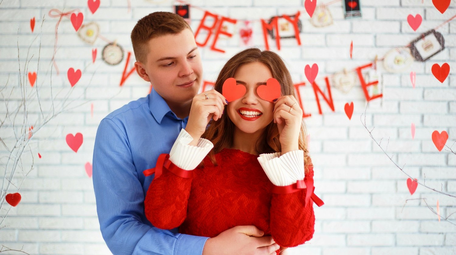 Happy young couple on Valentines day | Cute And Easy Valentine Decorations To DIY