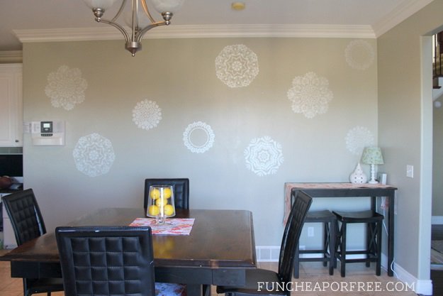 DIY Wall Stencil Patterns | diyprojects.com/26-best-stencils-for-home-decor/