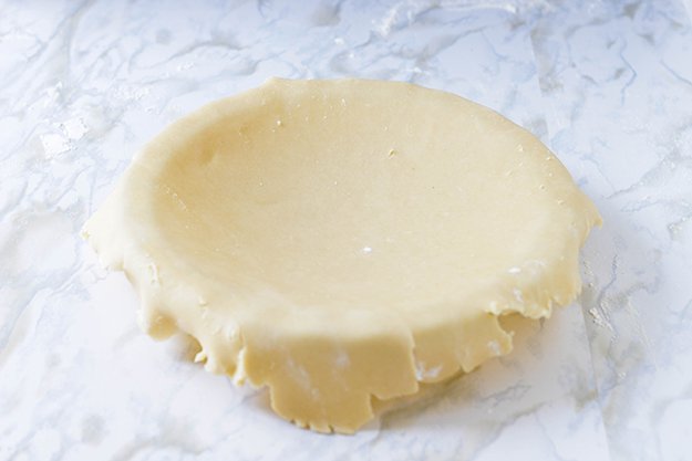 How to Make the Perfect Pie Crust | www.diyprojects.com/pie-crust-recipe-even-beginners-can-make/