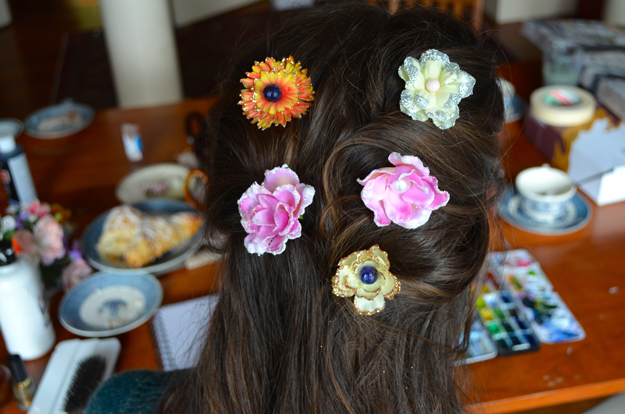 How to Make Flower Hair Accessories for Girls | https://diyprojects.com/flower-hair-accessories-fit-for-a-princess/