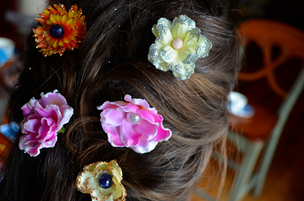 DIY Cherry Blossoms Flower Hair Accessories | https://diyprojects.com/flower-hair-accessories-fit-for-a-princess/