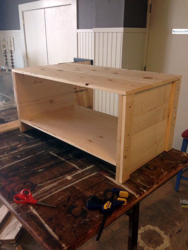 Simple Diy Tv Stand Plans - Sarofudin Blog