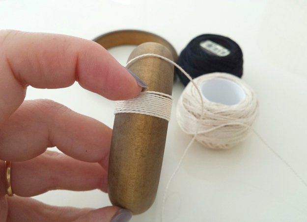 Yarn Wrapped Bracelet Crafts | https://diyprojects.comhow-to-make-yarn-wrapped-diy-bracelet/