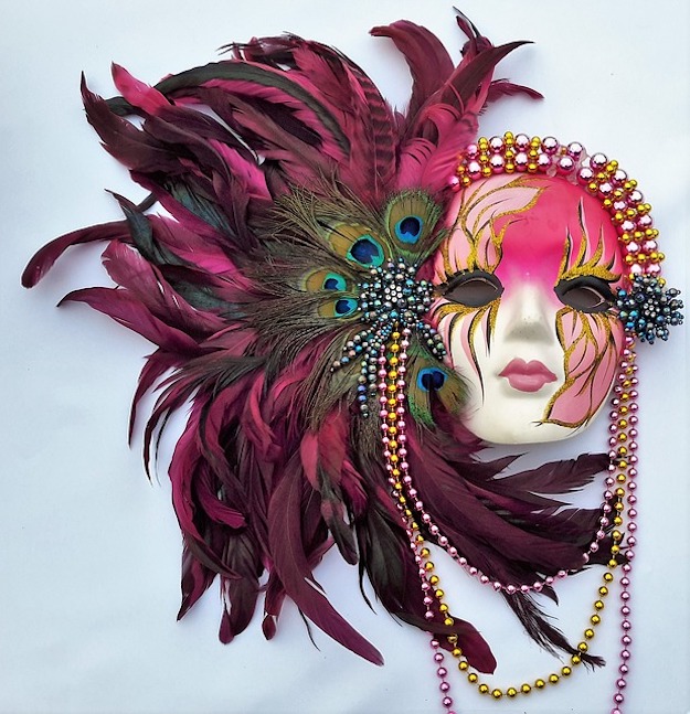 Check out 7 DIY Mardi Gras Masks | DIY Tutorials at https://diyprojects.com/7-diy-mardi-gras-masks-diy-tutorials/