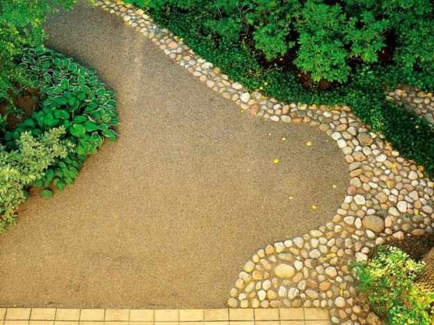 Pebbled Path|7 Nifty DIY Paving Projects For Every Garden