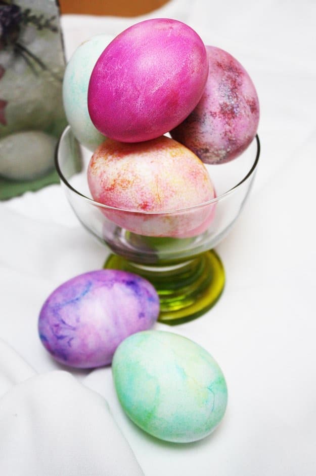 29 Easter Egg Decorating Ideas Anyone Can Make | DIY Projects