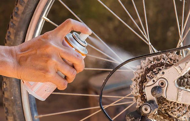 Rusty Bicycle | Simple Ways To Remove Stubborn Rust From Anything [Infographic]
