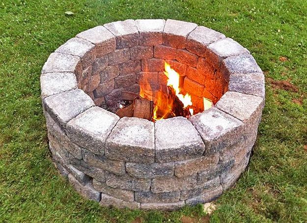 Best Woods For Burning In Your Garden Fire Pit | What Wood Would Work? [Infographic]