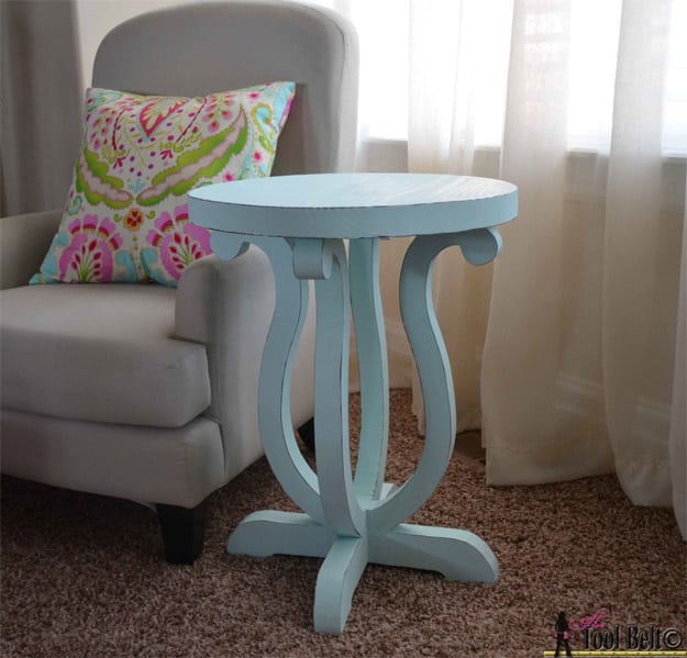 Cute Side Table | Easy Woodworking Projects