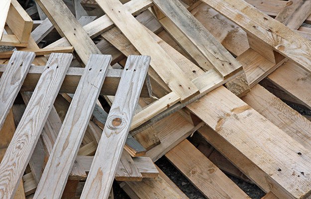 Reclaimed or Salvaged | What Wood Would Work? [Infographic]