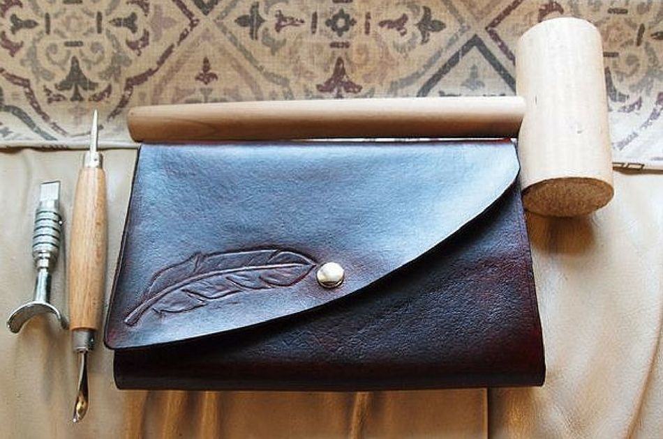 Leather Crafts DIY Projects Craft Ideas & How To’s for Home Decor with
