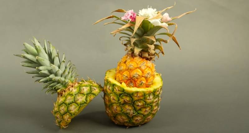 Nested Pineapple Centerpiece Tropical | pineapple stuffing