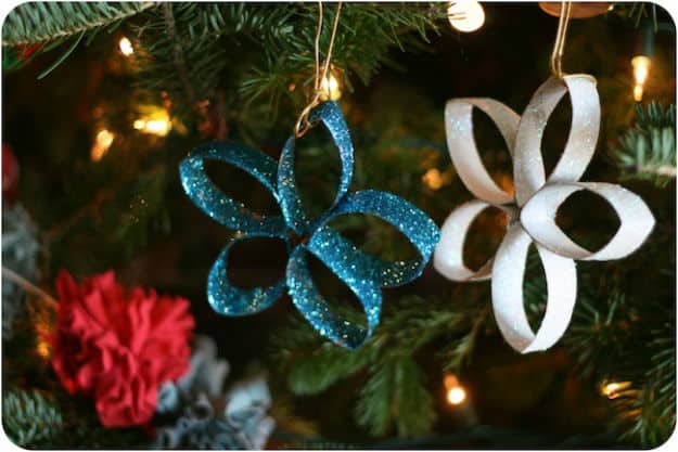 Handmade Paper Towel Stars Ornaments | Easy DIY Christmas Ornaments For A Personalized Tree Decor