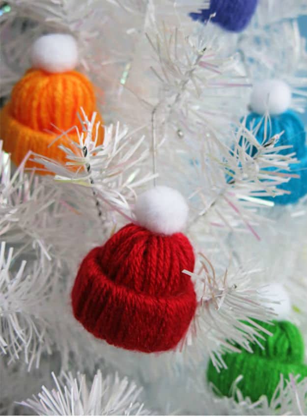 Miniature Winter Yarn Hat | Easy DIY Christmas Ornaments For A Personalized Tree Decor
