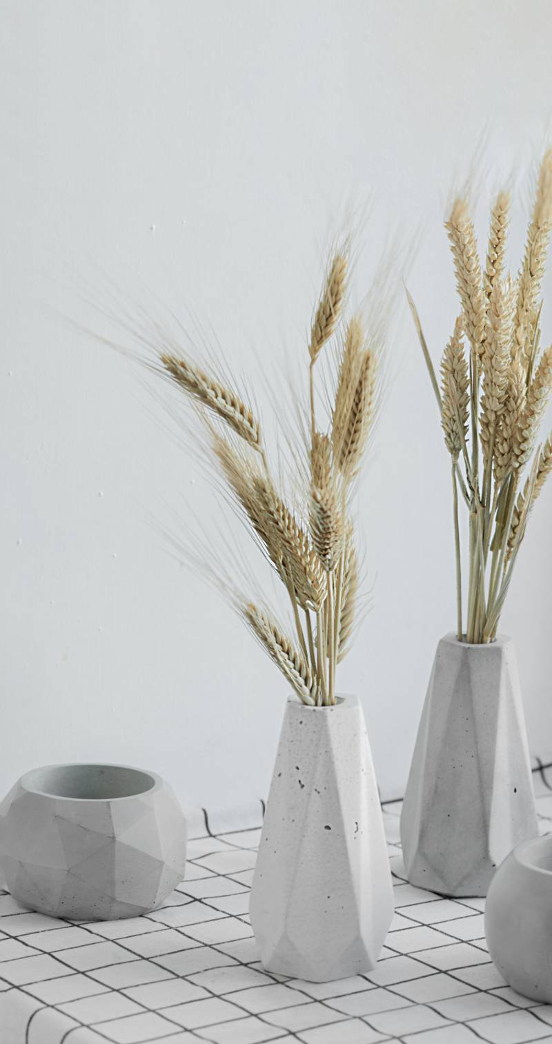 stylish-high-gray-concrete-multifaceted-vases | home decor diy