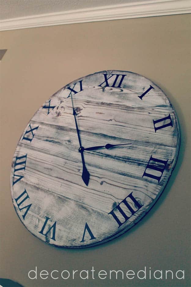 11 DIY Clock Ideas For Your Bedroom | Easy DIY Clocks