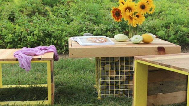 Outdoor Pallet Projects For DIY Furniture | DIY Garden Wood Projects To Boost Your Property Value On A Budget