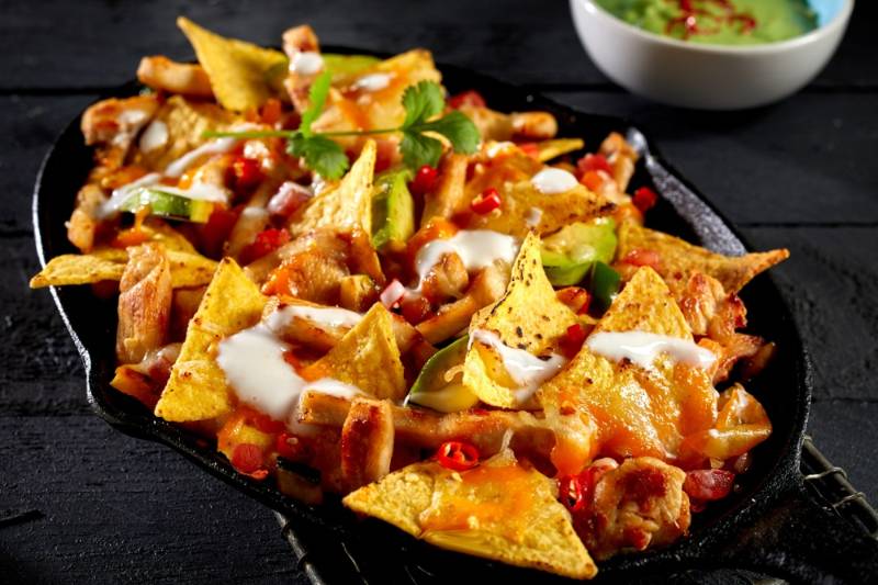 close-view-chicken-nacho-tortilla-cream | super bowl foods and appetizers