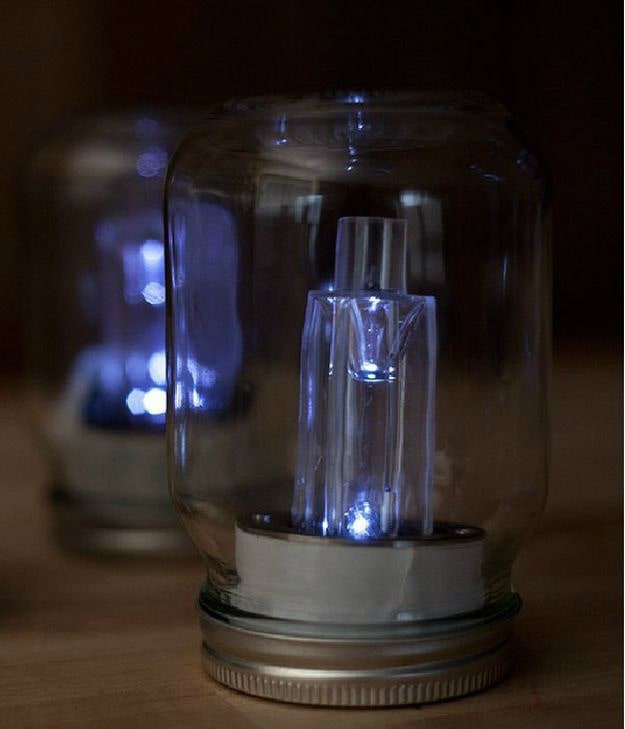 Mason Jar Solar Lights | Cool Mason Jar Crafts You Can Do At Home