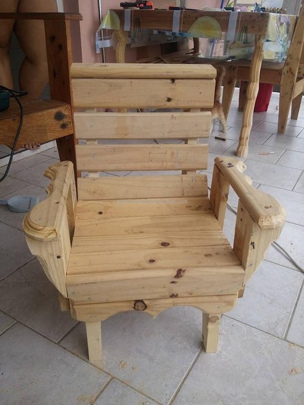 Outdoor Pallet Projects For DIY Furniture | DIY Projects