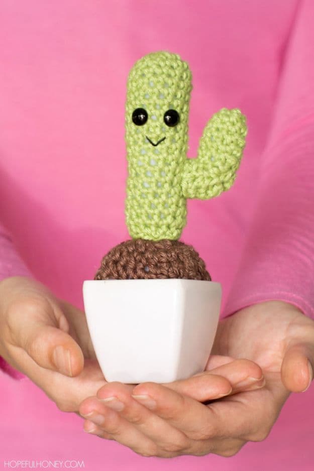 Amigurumi Cactus Crochet Pattern | Easy Crafts To Make And Sell
