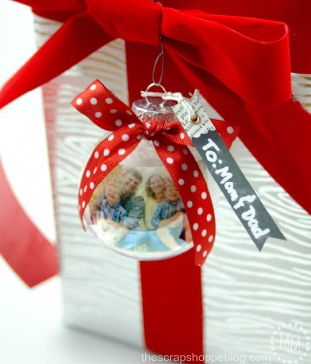 25-heartwarming-diy-photo-ornaments-to-craft-for-christmas-laptrinhx