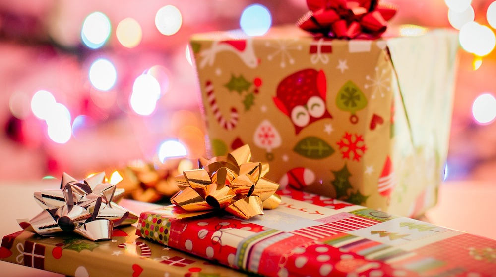 Beautifully wrapped presents | Our DIY Christmas Ideas Roundup