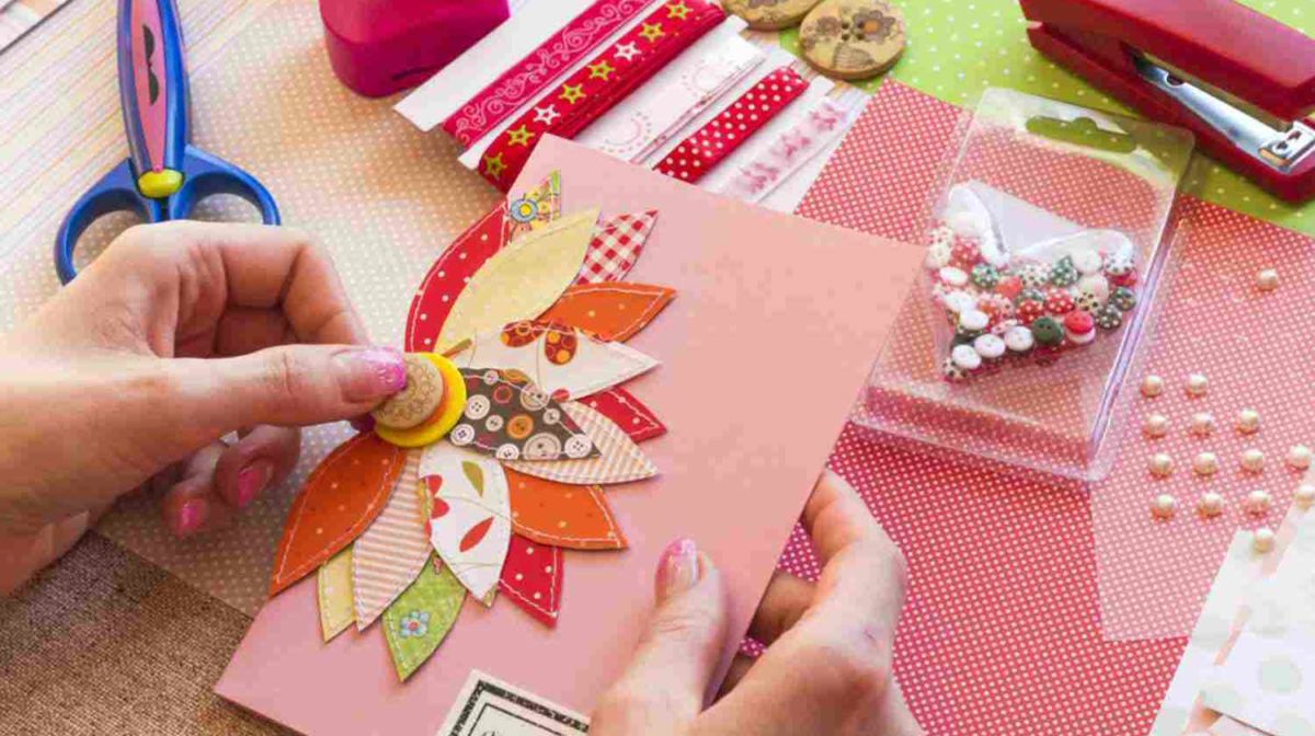 How To Make A Scrapbook