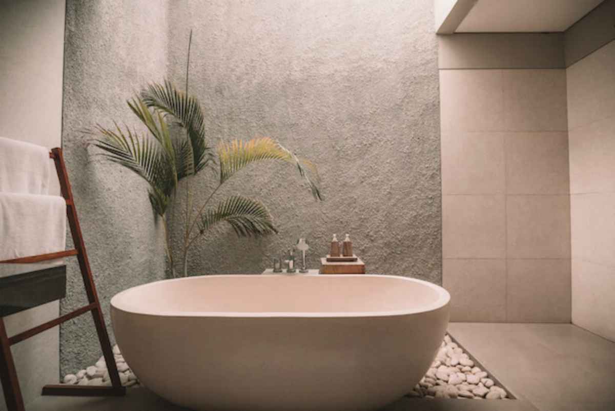 bathtub minimalist bathroom | Easy Home Improvement Projects: Small Budget, Big Impact Upgrades