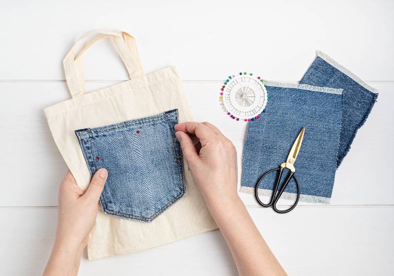 Old jeans reusing idea. Crafting with denim | DIY Tote Bag
