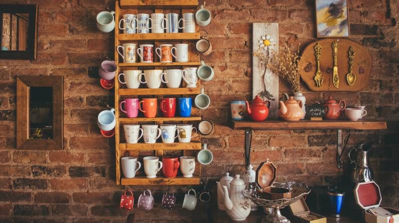 Coffee-Mug-Storage DIY Organization Ideas