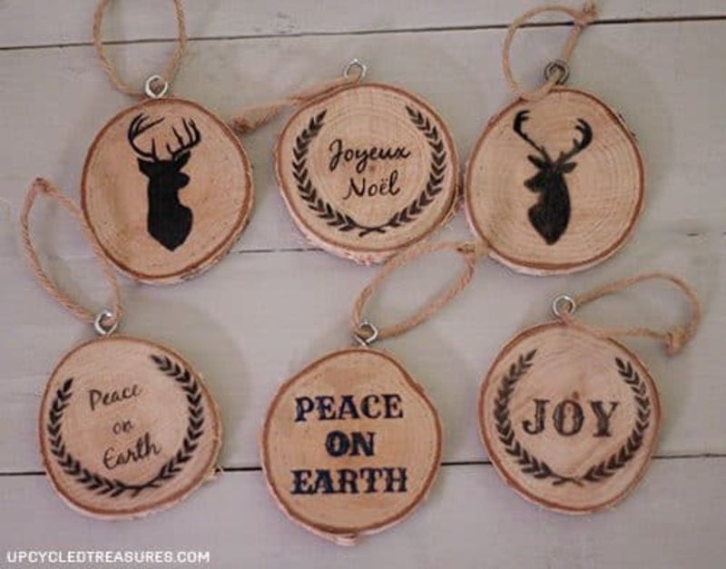 diy-wood-slice-christmas-ornaments | diy christmas ornaments for kids