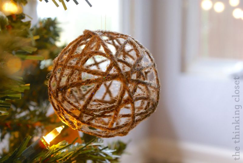 glitter-twine-ball-ornament-tutorial | diy christmas ornaments pinterest