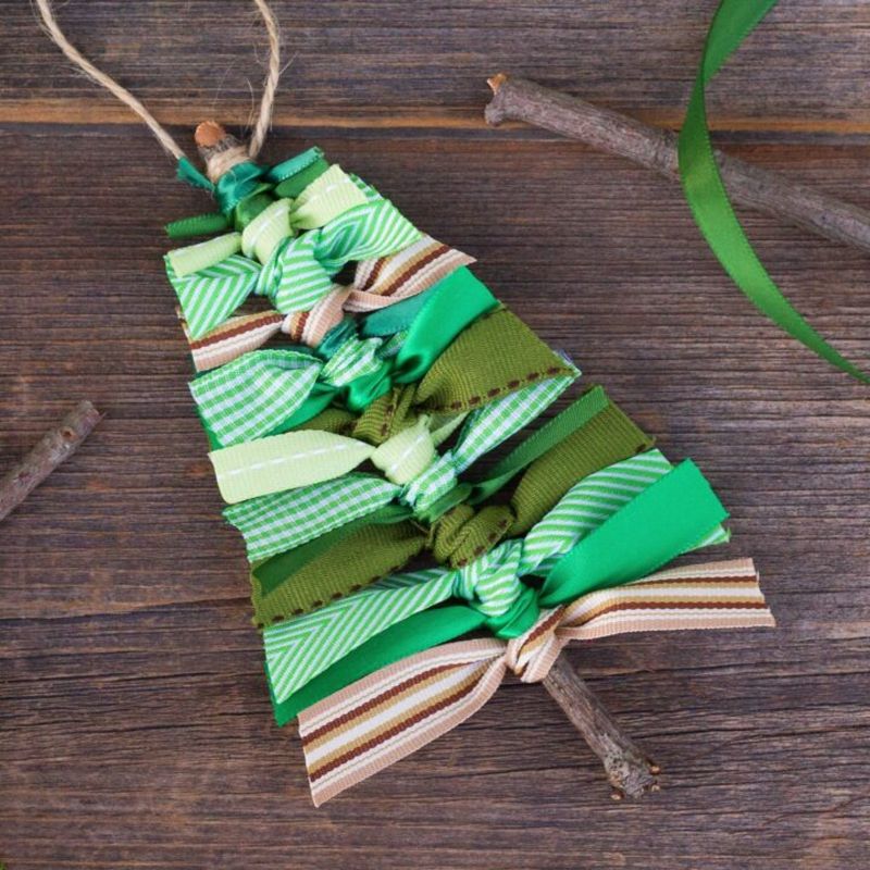 scrap-ribbon-tree-ornaments | christmas crafts to sell at bazaar