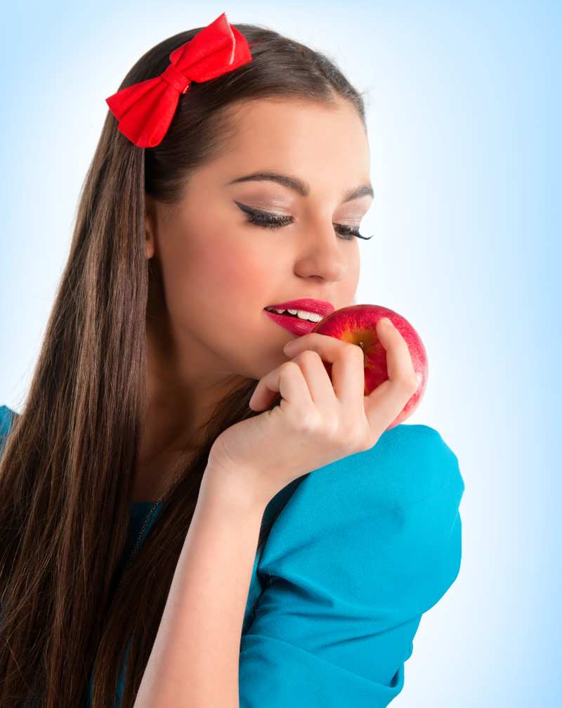 young-beautiful-woman-blue-holding-red | snow white diy