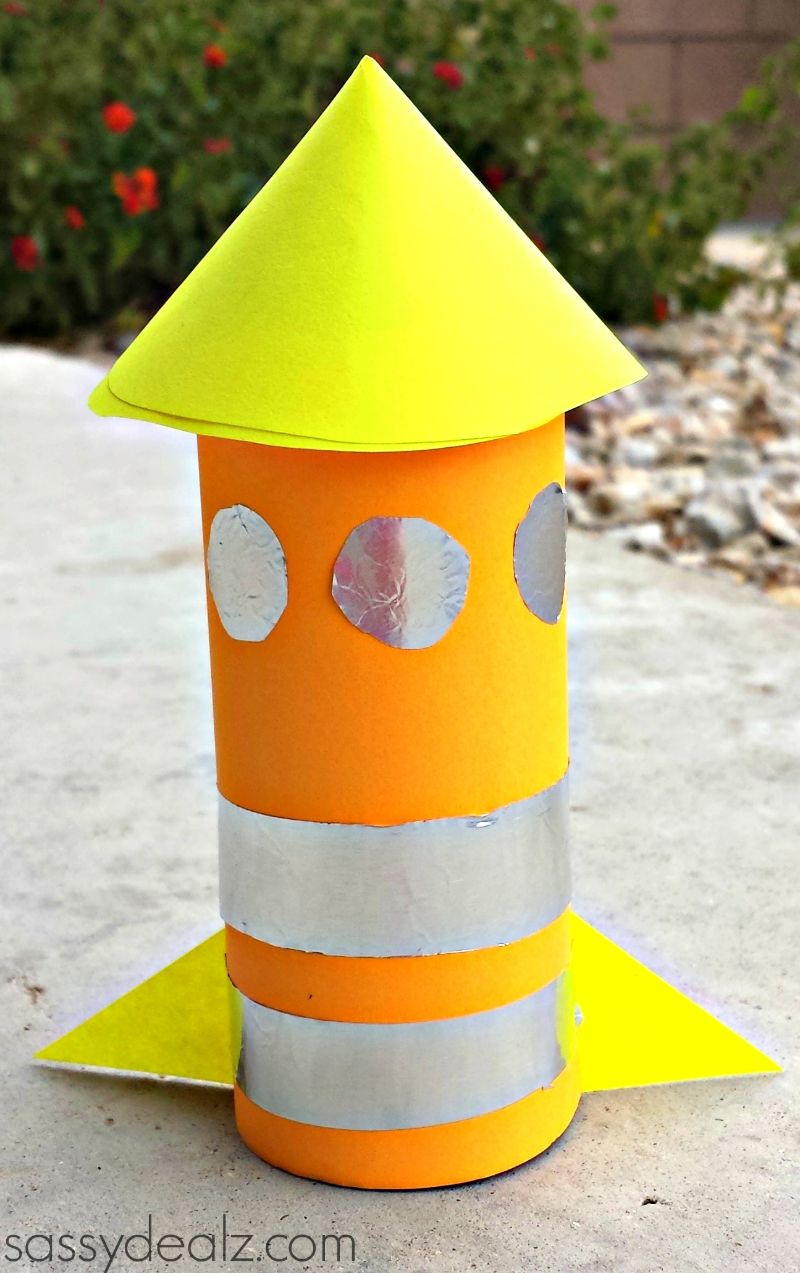 rocket-toilet-paper-roll-craft-kids | toilet paper roll crafts for 2 year olds