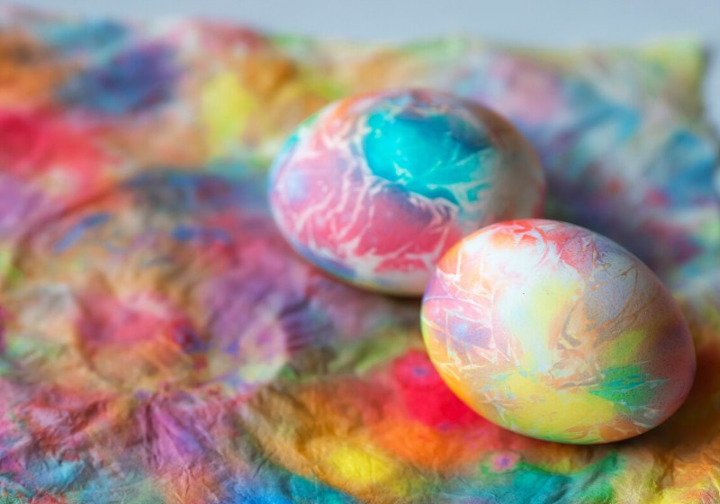 bright multicolored easter eggs on colorful | cool easy easter egg
