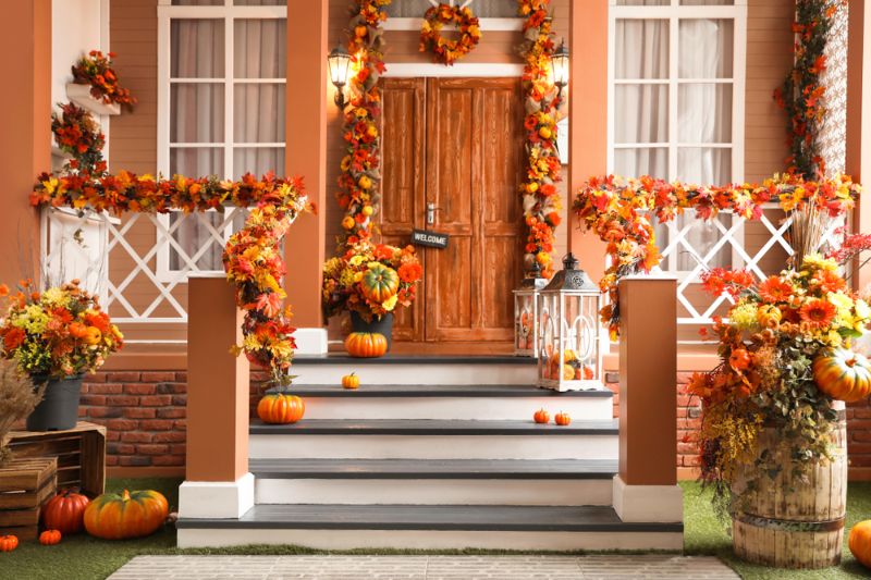 Haus-Eingang-dekoriert-traditionelle-Herbstferien Thanksgiving-Kunsthandwerk SS-Haus-Eingang-dekoriert-traditionelle-Herbstferien |  Erntedankdekorationen