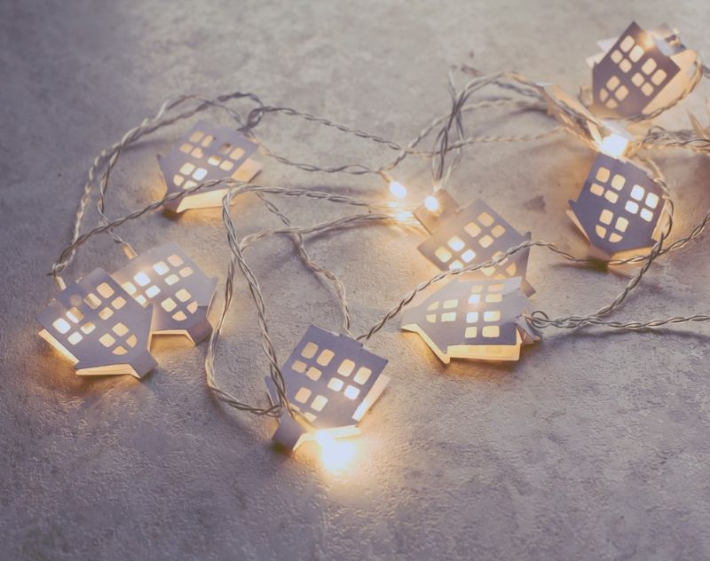 luminous-garland-paper-houses-new-year | garland with lights