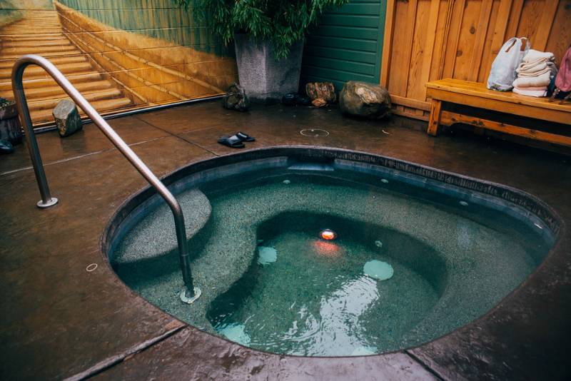 small-hot-tub-pool-spa | small hot tubs