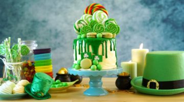 st. patricks day treats |St Patricks Day theme candyland novelty drip cake and party table