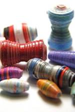 10 DIY Rolled Paper Crafts From Recycled Magazines